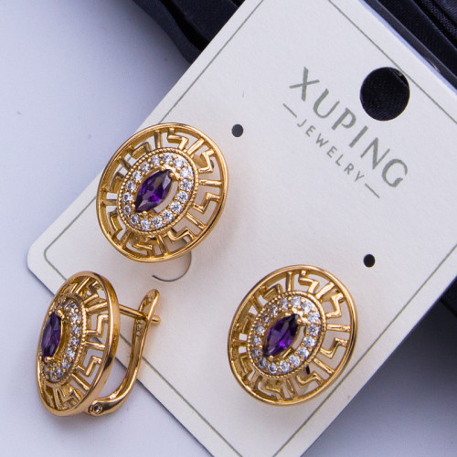 Сережки Xuping№916 d-15х16мм з бузковим цирконом та орнаментом куплю медичне золото сережки xuping оптом недорого від виробника