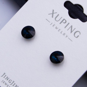 Гвоздики Xuping№748 6мм SWAROVSKI чорного кольору куплю оптом пусети SWAROVSKI від виробника